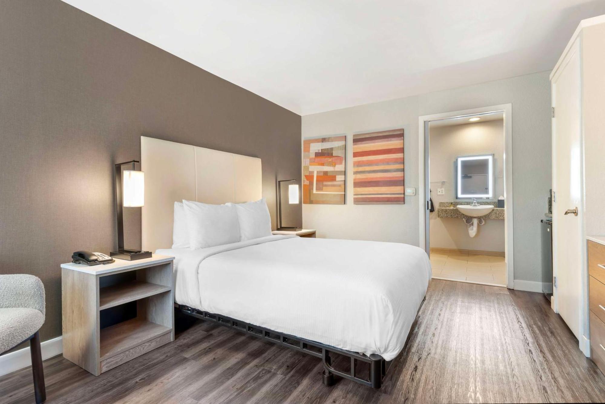 Best Western Plus Rancho Cordova Inn Dış mekan fotoğraf