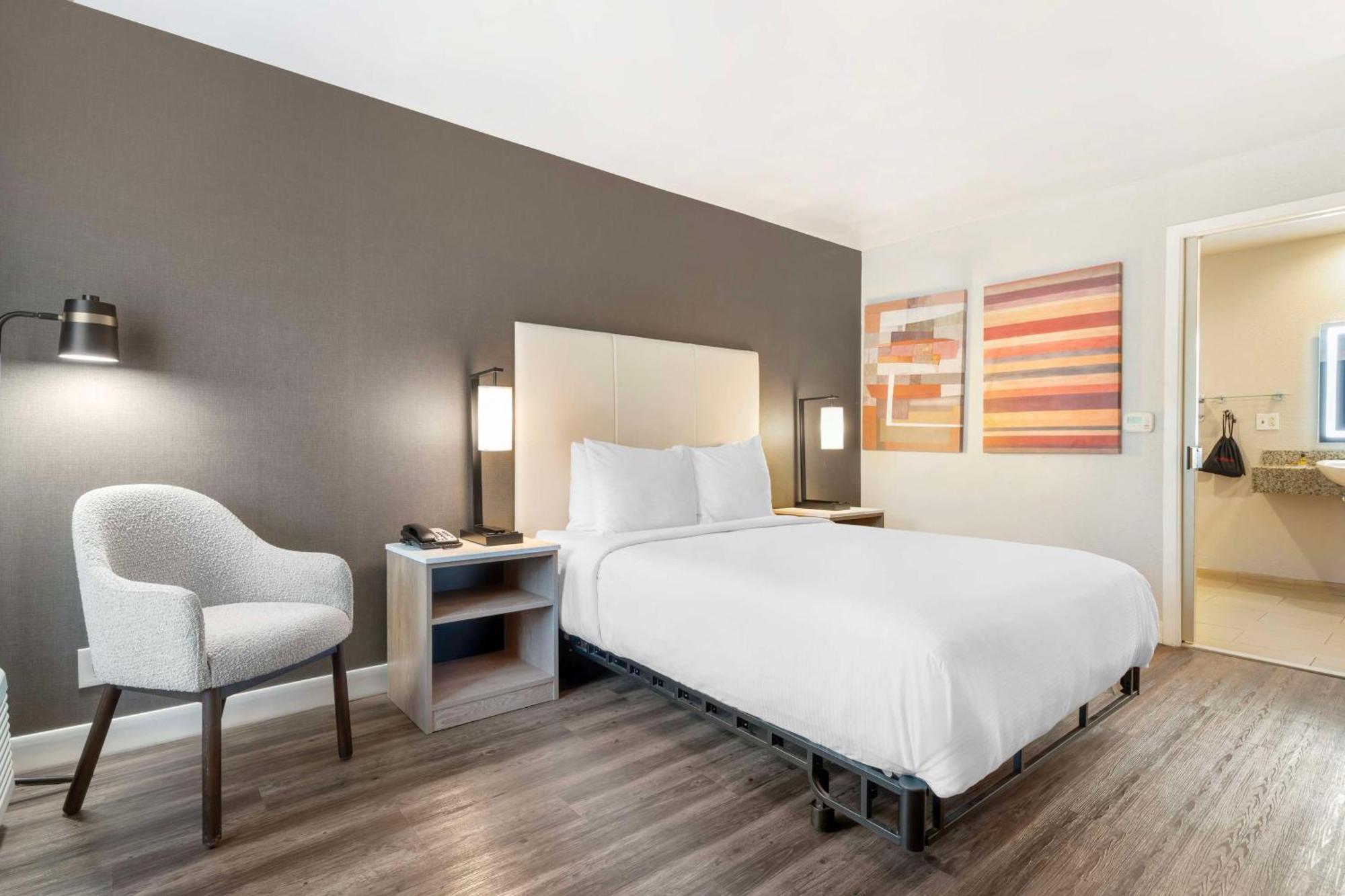 Best Western Plus Rancho Cordova Inn Dış mekan fotoğraf