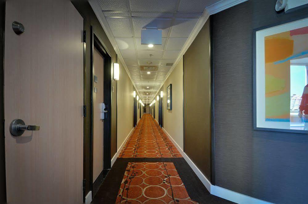 Best Western Plus Rancho Cordova Inn Dış mekan fotoğraf