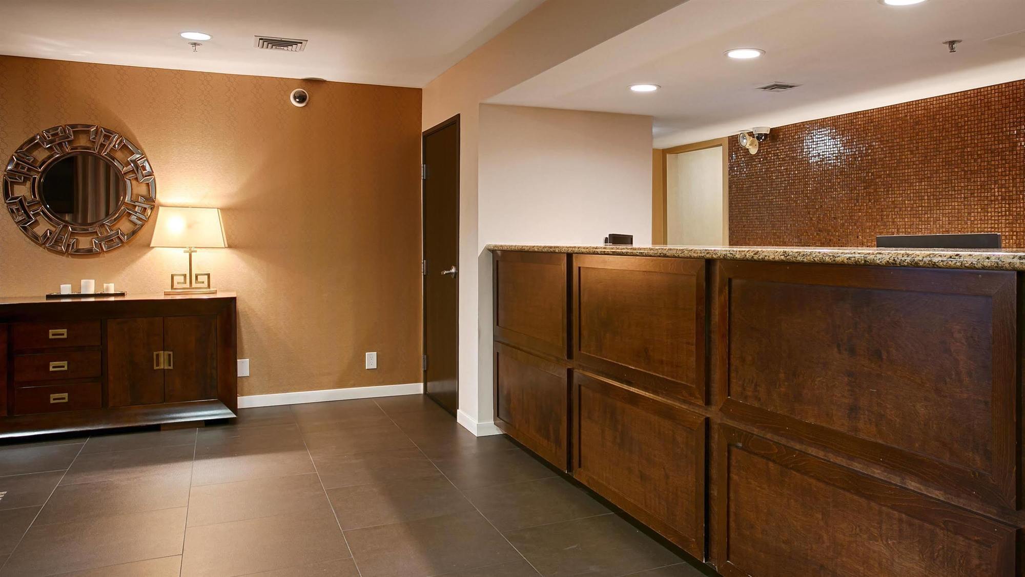 Best Western Plus Rancho Cordova Inn Dış mekan fotoğraf
