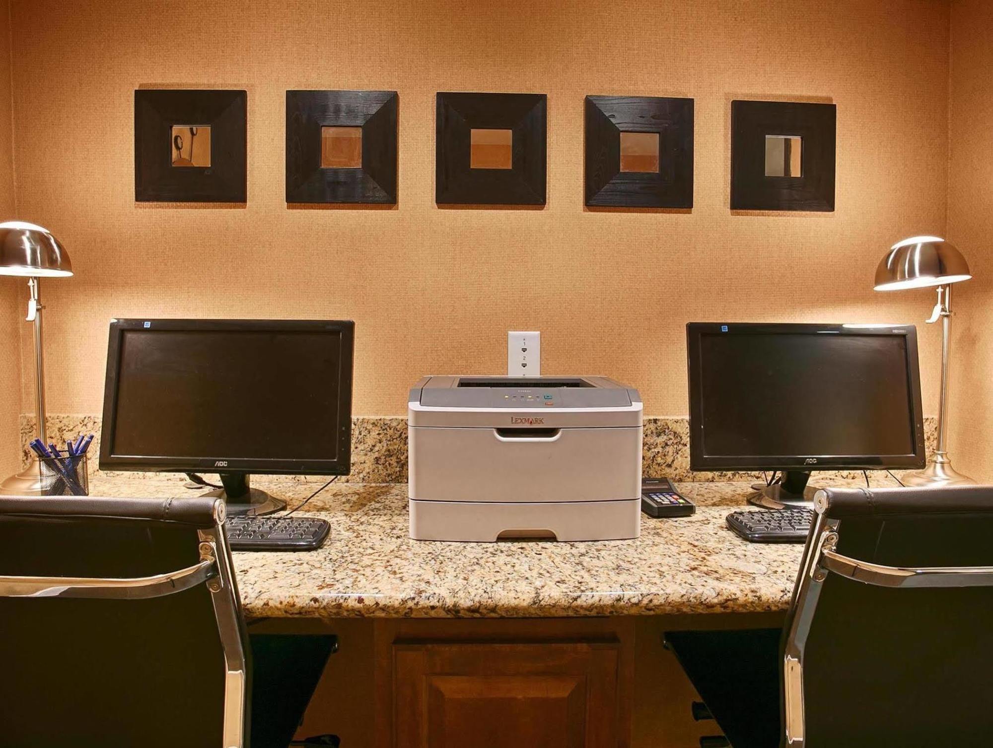 Best Western Plus Rancho Cordova Inn Dış mekan fotoğraf