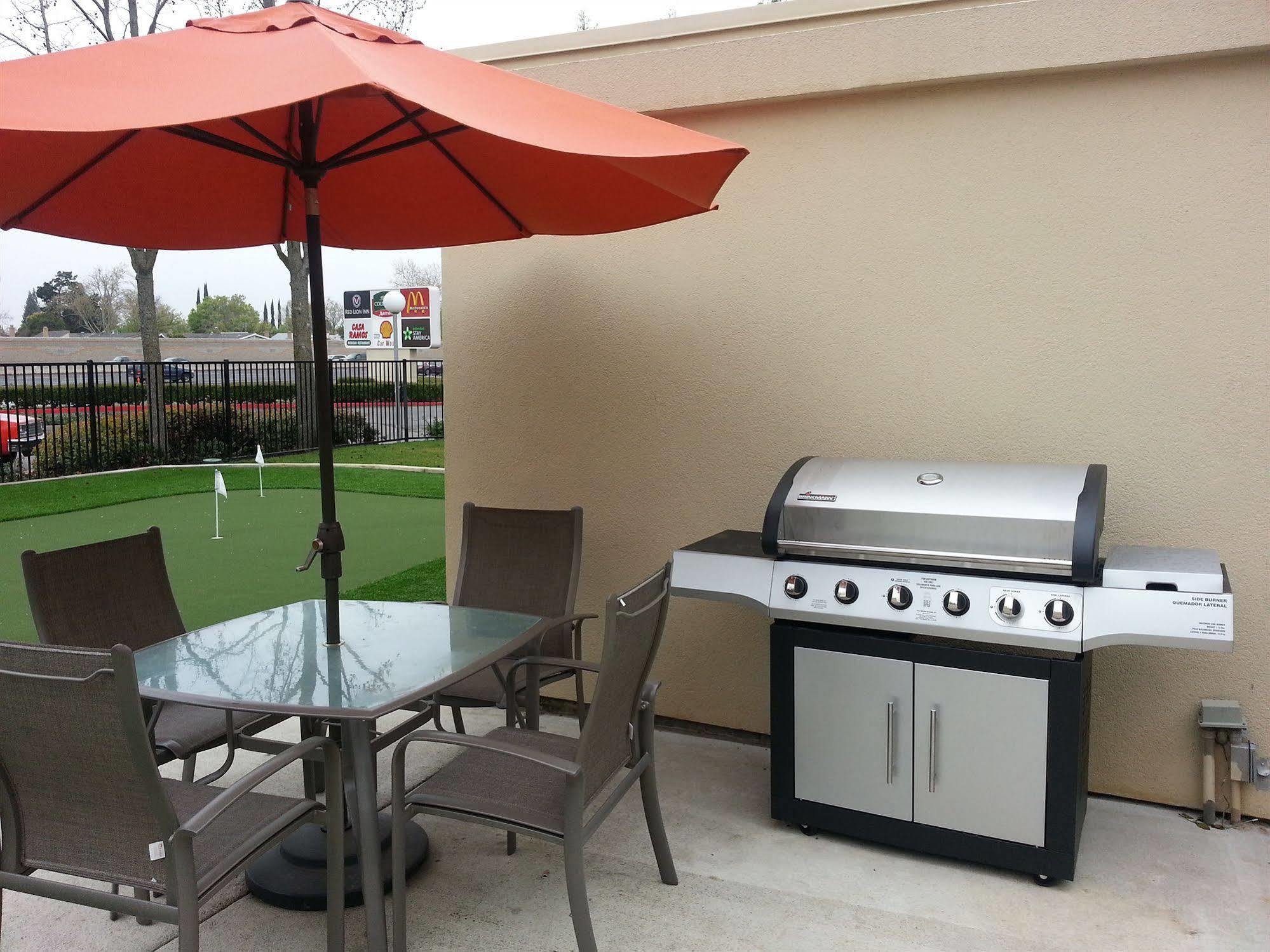 Best Western Plus Rancho Cordova Inn Dış mekan fotoğraf