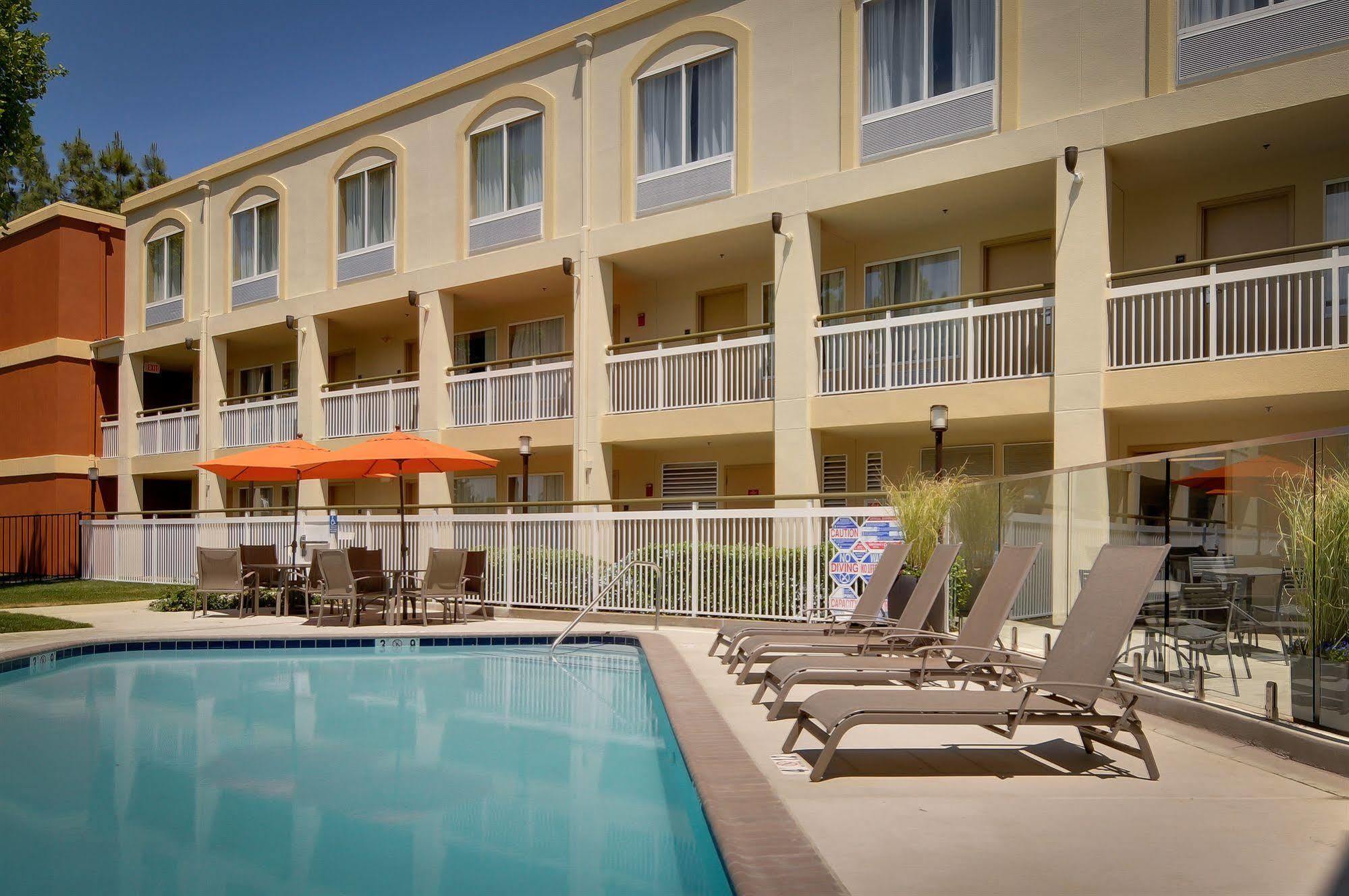 Best Western Plus Rancho Cordova Inn Dış mekan fotoğraf