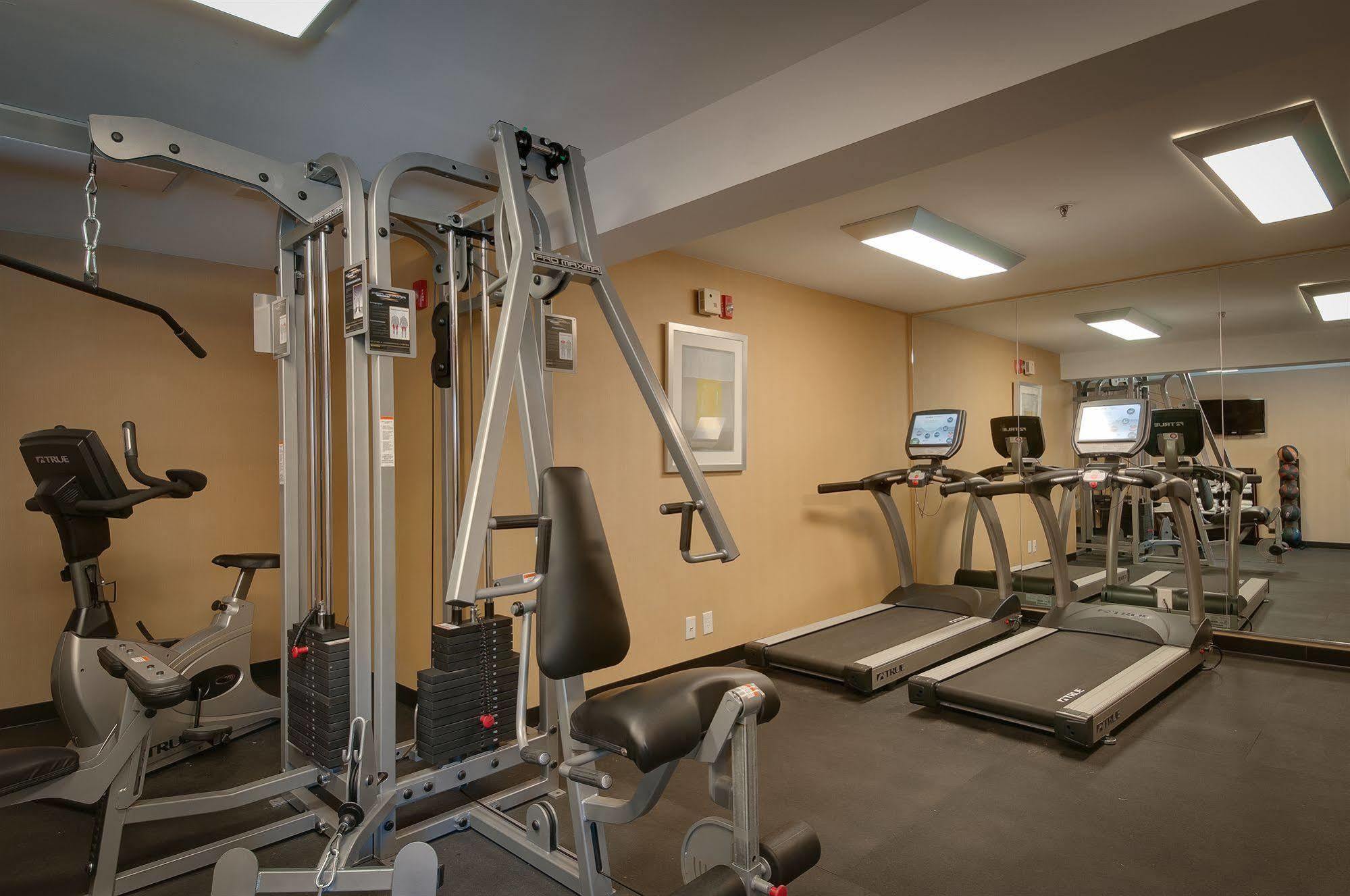 Best Western Plus Rancho Cordova Inn Dış mekan fotoğraf